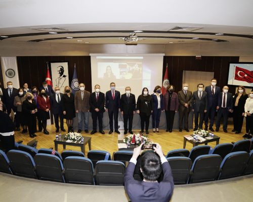 “Asia Talks: Singapore” was held at the Faculty of Pharmacy